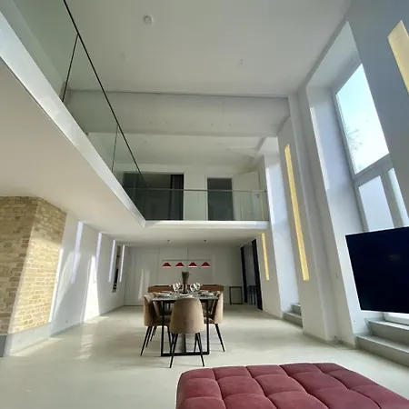 Loft With Pool Table, Kitchen Island & Gallery Berlin Exterior photo