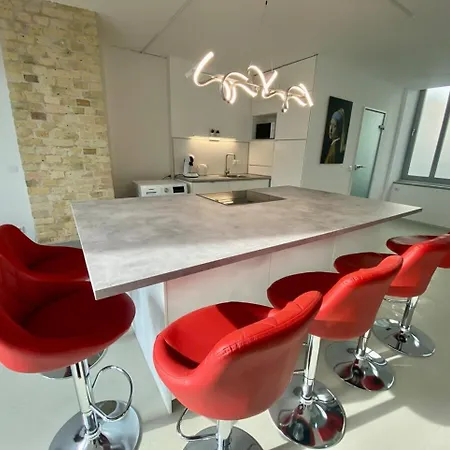 Loft With Pool Table, Kitchen Island & Gallery Berlin Exterior photo