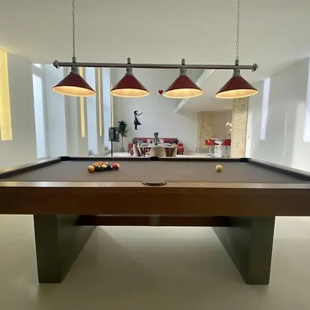 Loft With Pool Table, Kitchen Island & Gallery Berlin Exterior photo