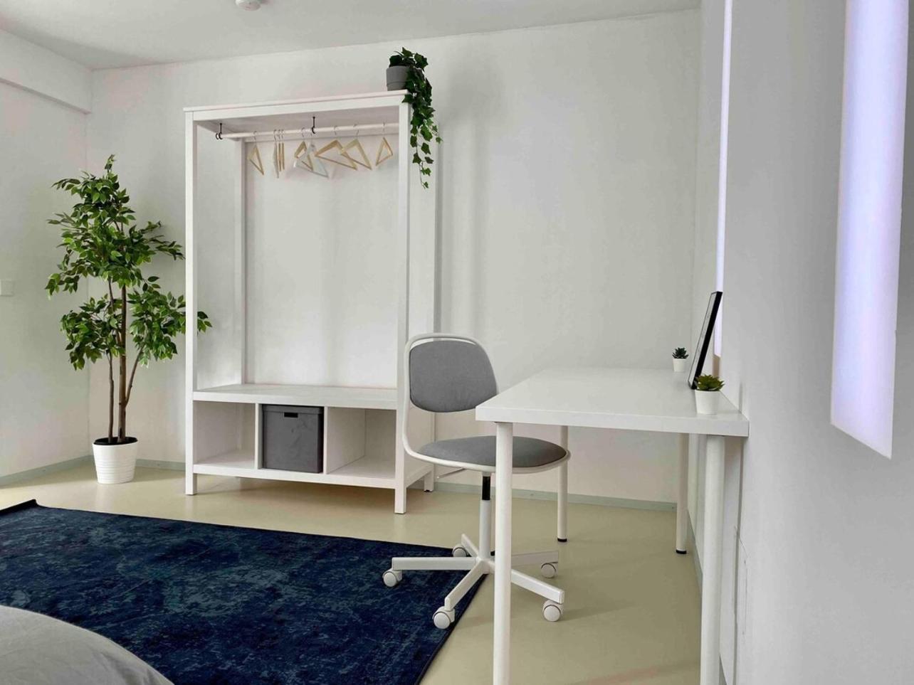 Loft With Pool Table, Kitchen Island & Gallery Berlin