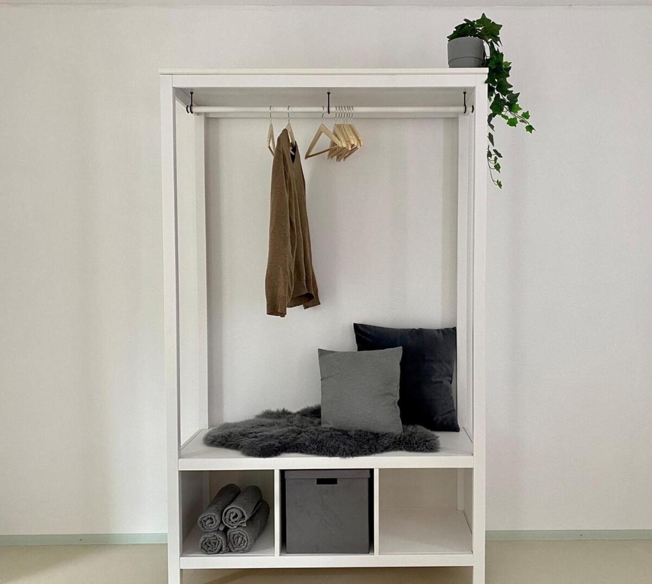 Appartamento Loft With Pool Table, Kitchen Island & Gallery