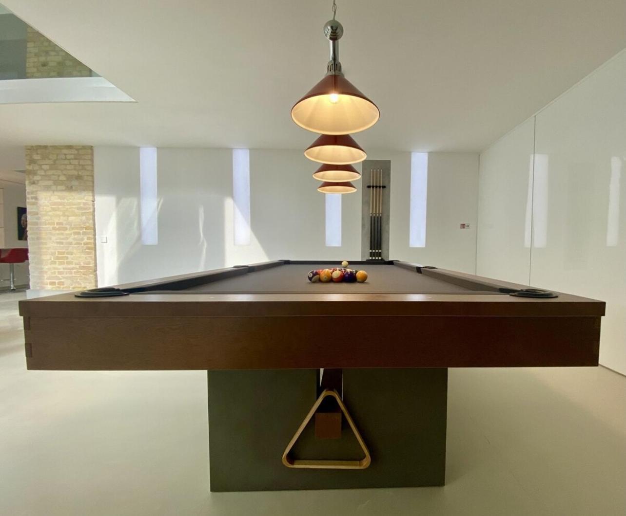 Appartamento Loft With Pool Table, Kitchen Island & Gallery